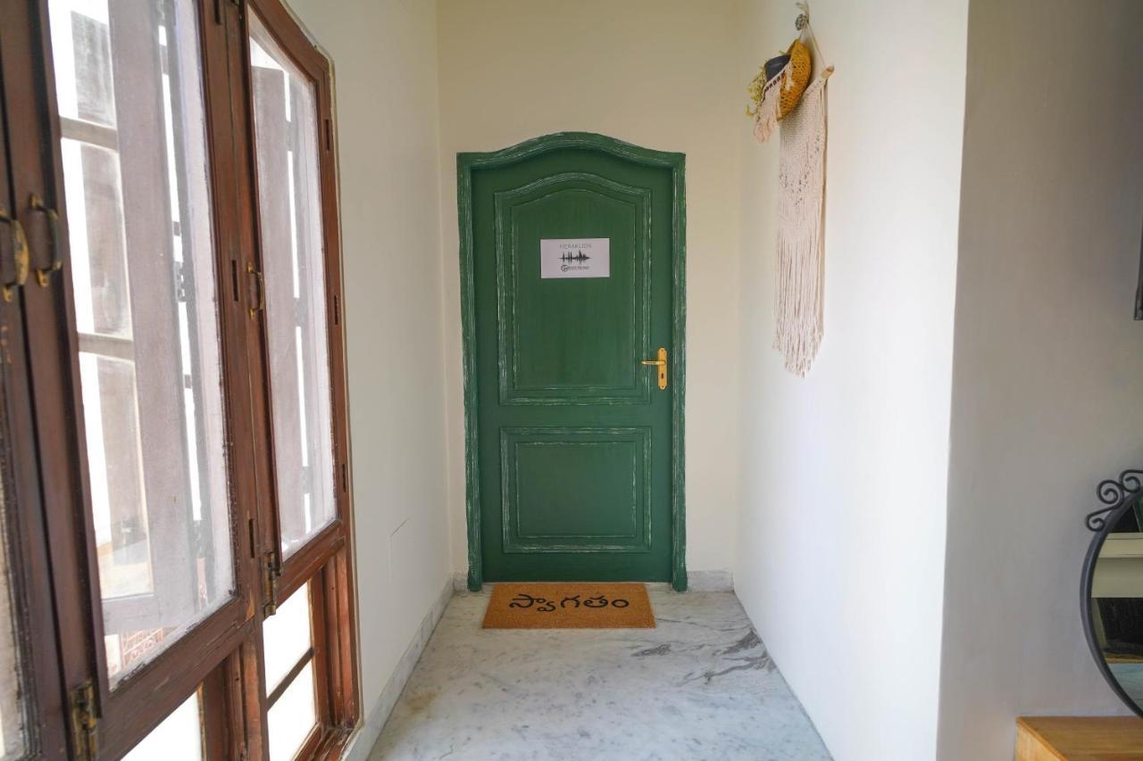 Destin Olympus Banjara Hostel Hyderabad Exterior photo